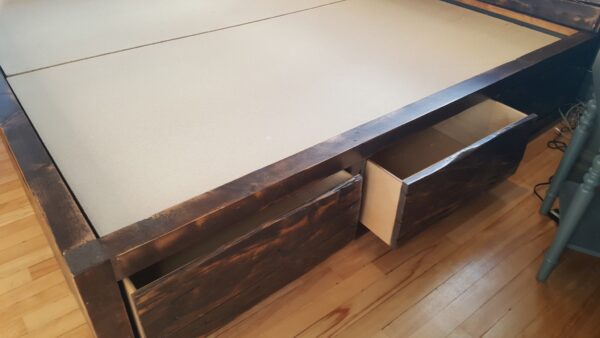 100% wood queen bed - Image 3