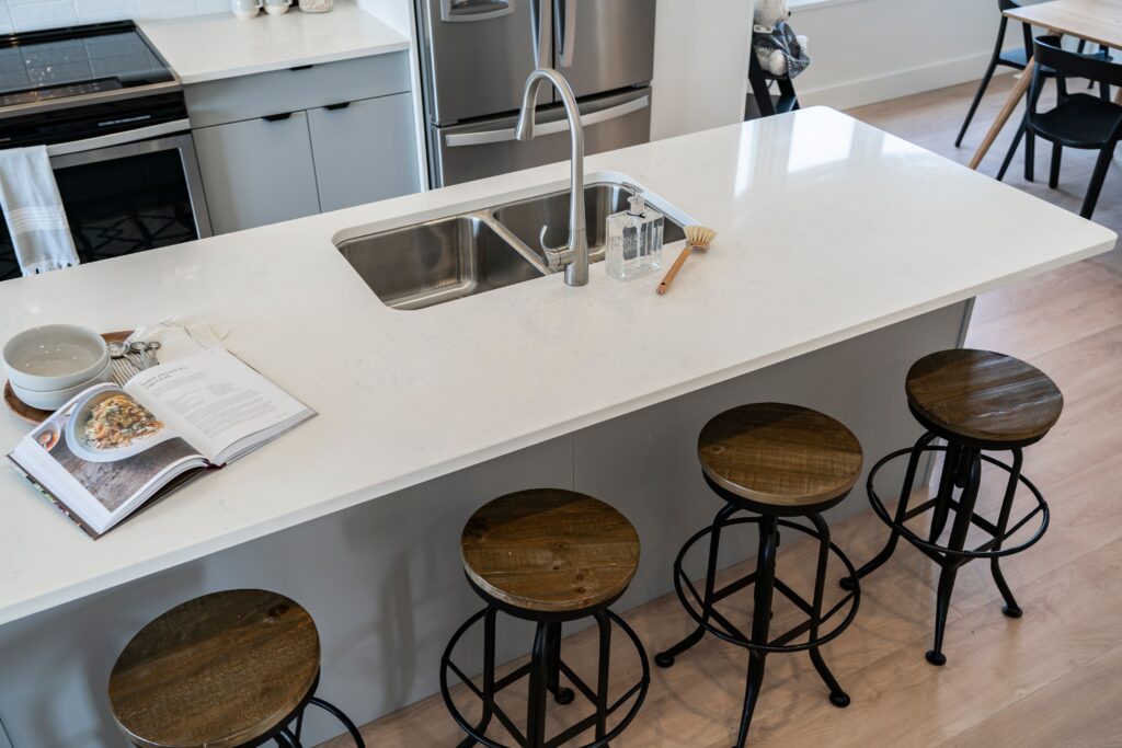 Quartz and Recycled Marble: The Trendy Materials of 2024
